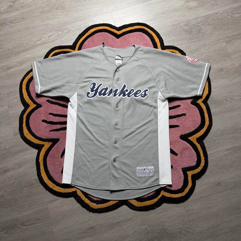 New York Yankees Derek Jeter Genuine Merchandise MLB Jersey Medium Grey Men's